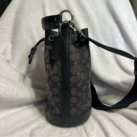 COACH Mini Dempsey Bucket Bag Signature Jacquard Coach Patch c8322 - Picture 4 of 10